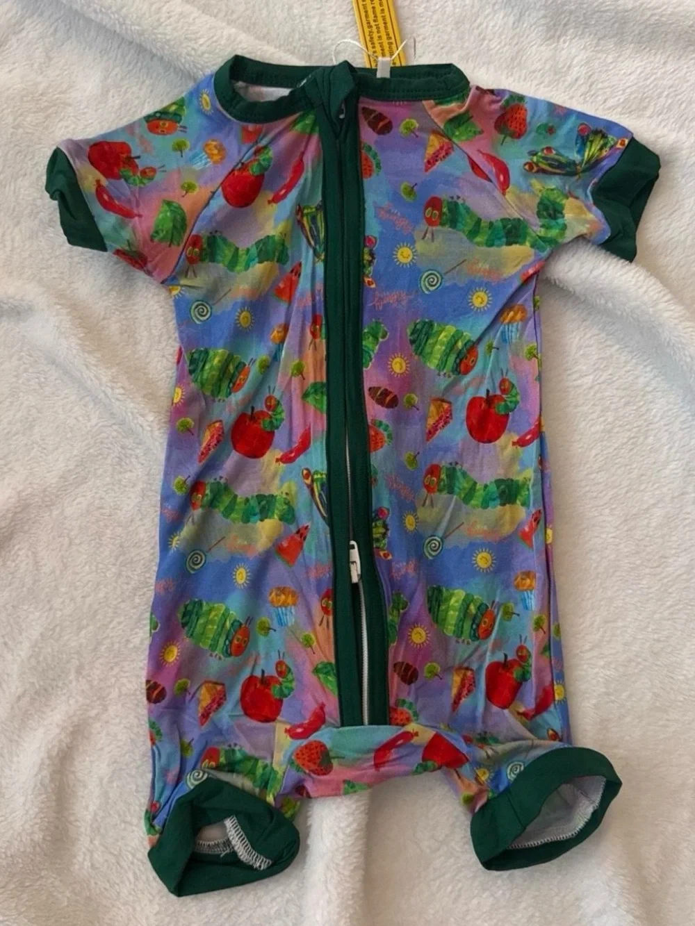 0-3m hungry caterpillar bamboo shortie